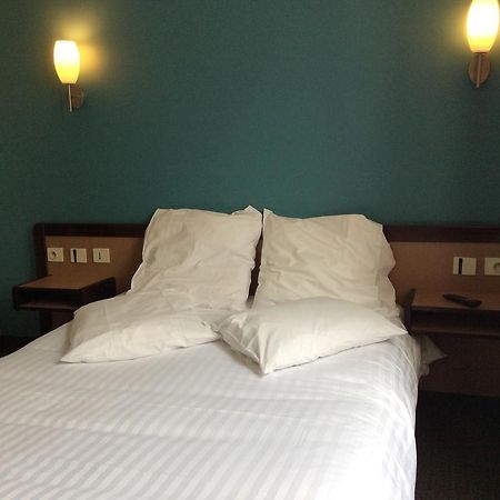 מאלאקוף Hotel De La Place חדר תמונה