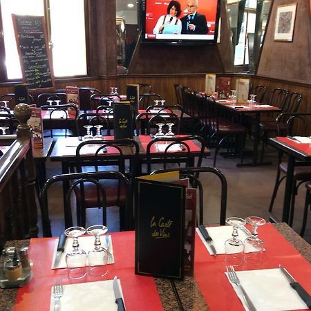 מאלאקוף Hotel De La Place מראה חיצוני תמונה