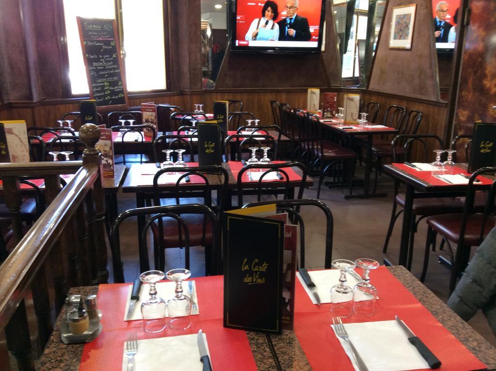 מאלאקוף Hotel De La Place מראה חיצוני תמונה