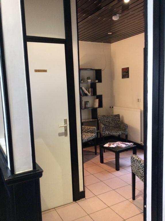 מאלאקוף Hotel De La Place מראה חיצוני תמונה